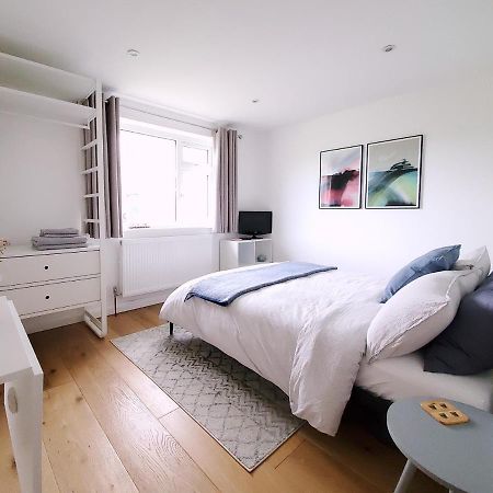 Вілла Self-Contained Annexe Excellent Location Saltdean Екстер'єр фото