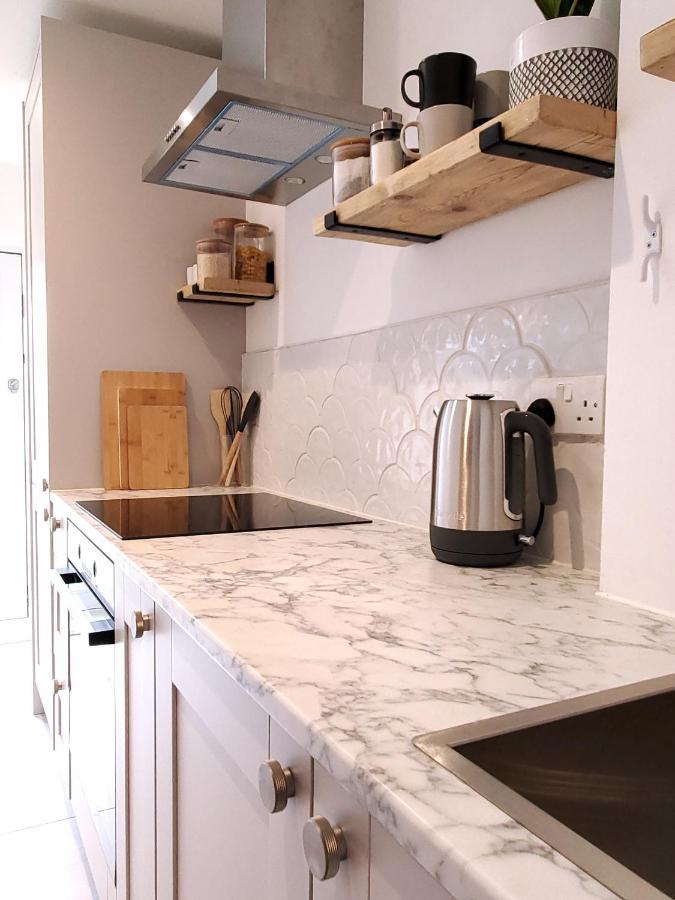 Вілла Self-Contained Annexe Excellent Location Saltdean Екстер'єр фото