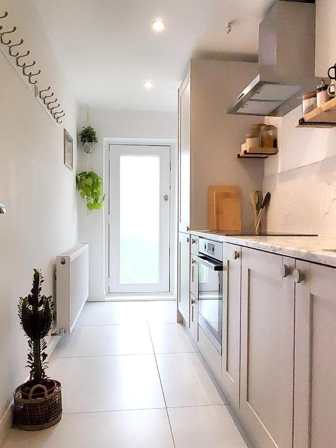 Вілла Self-Contained Annexe Excellent Location Saltdean Екстер'єр фото
