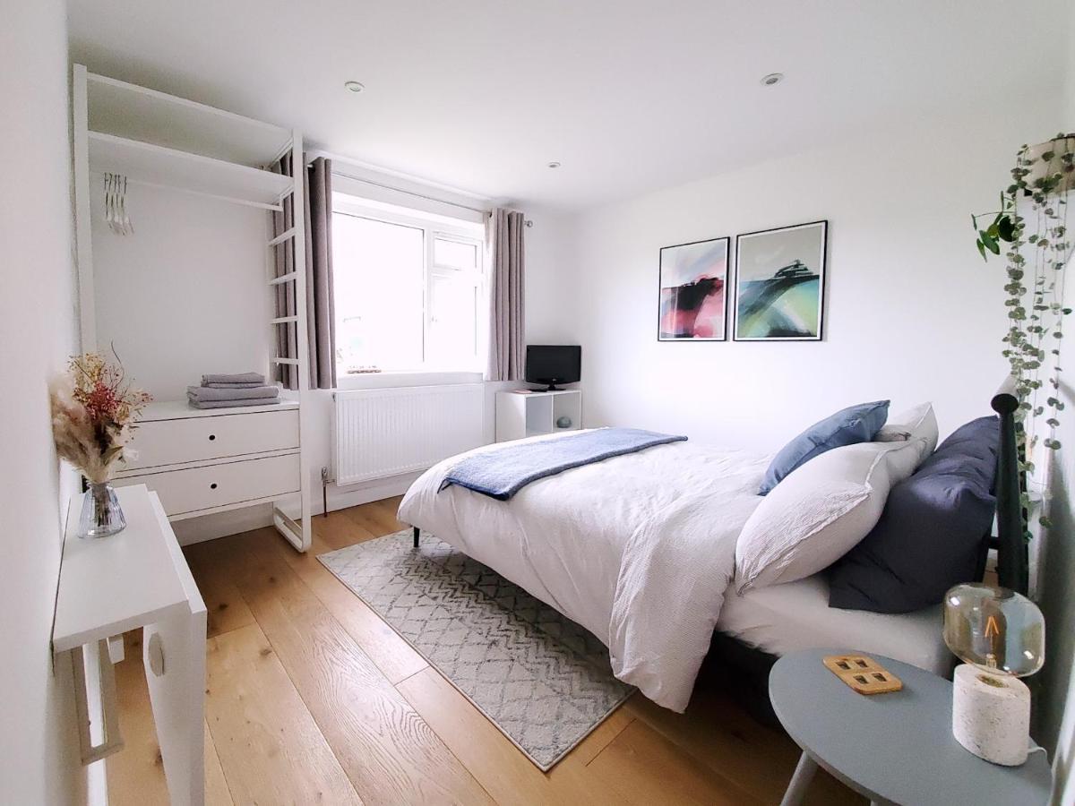 Вілла Self-Contained Annexe Excellent Location Saltdean Екстер'єр фото